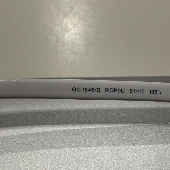 Gucci Unisex Aviator Gradient Sunglasses - Picture 3 of 9